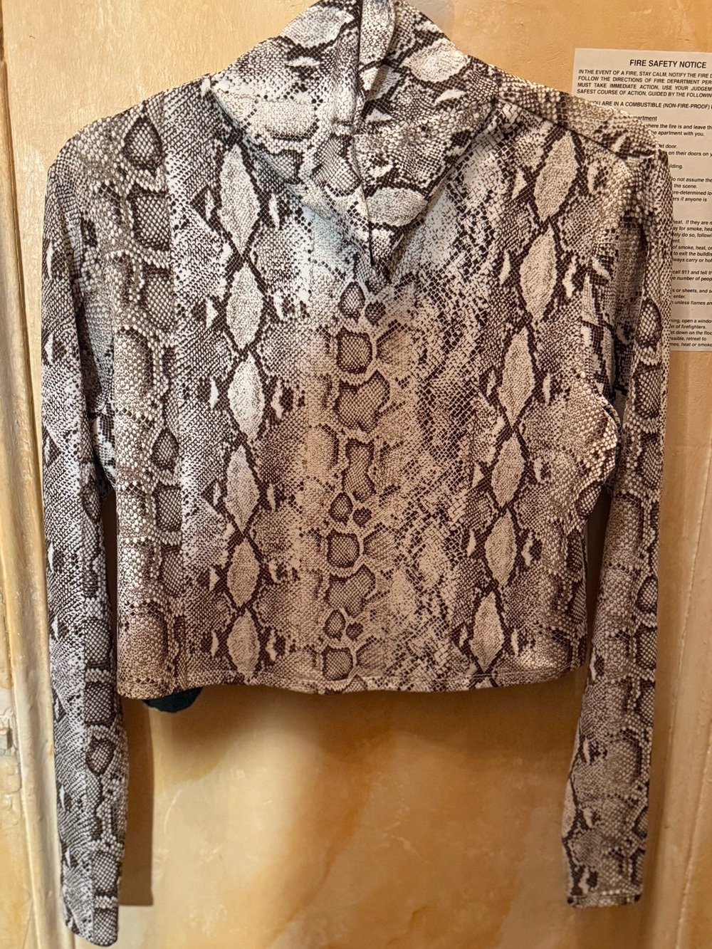 naked wardrobe Snake-Print top